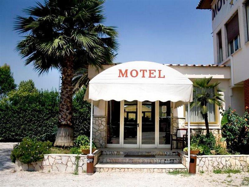 Hotel Salaria Roma Ngoại thất bức ảnh